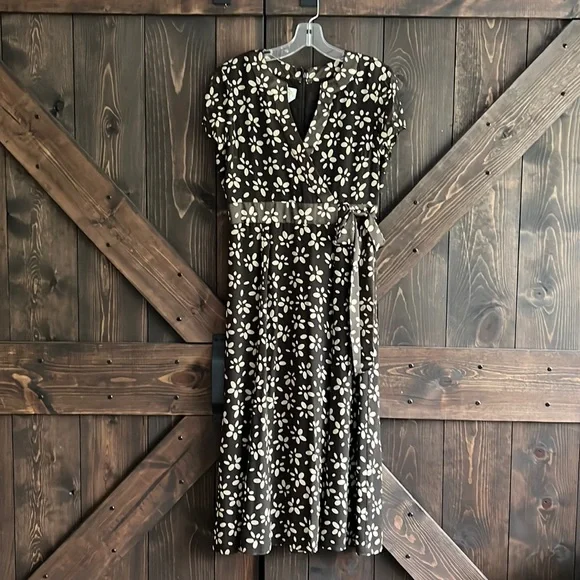 Talbots silk dress size 6 - Picture 1 of 5